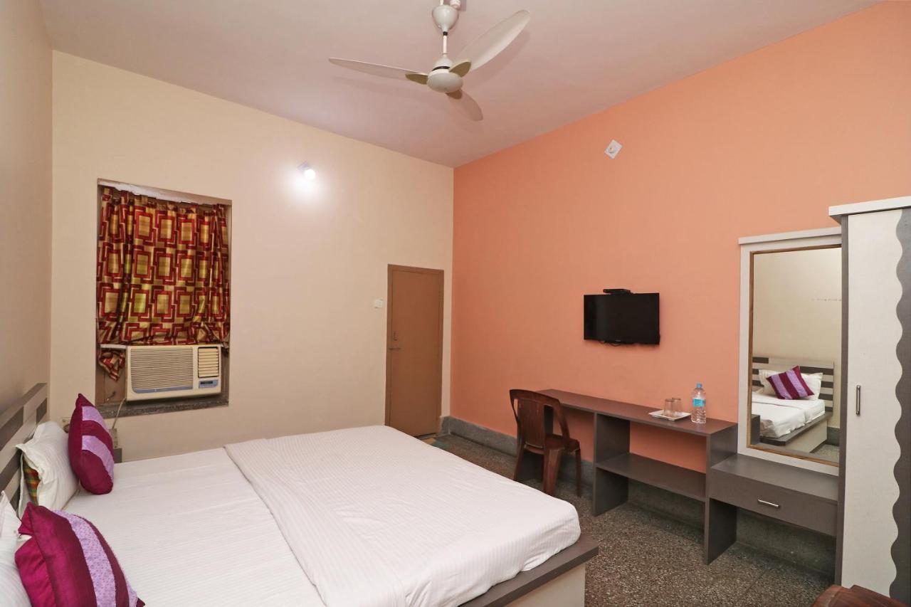 Spot On 39527 Hotel Saraogi Spot Gaya Exterior foto